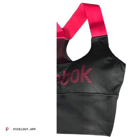 Reebok Women’s Sports Bra | Padded Sports Bra | Size Small - Picture 2 of 5